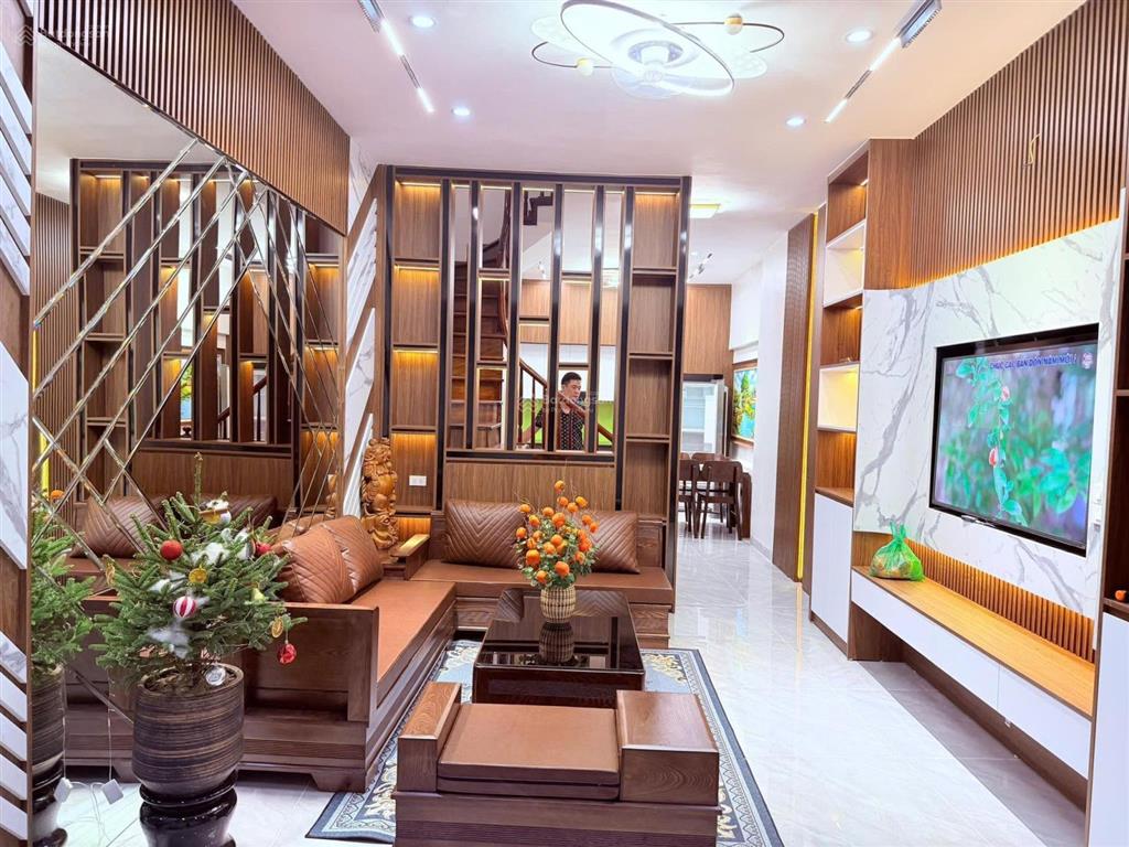 Bán nhà riêng ngõ 20 hồ tùng mậu  nhà đẹp full nội thất ở ngay  gần đh sư phạm, quốc gia