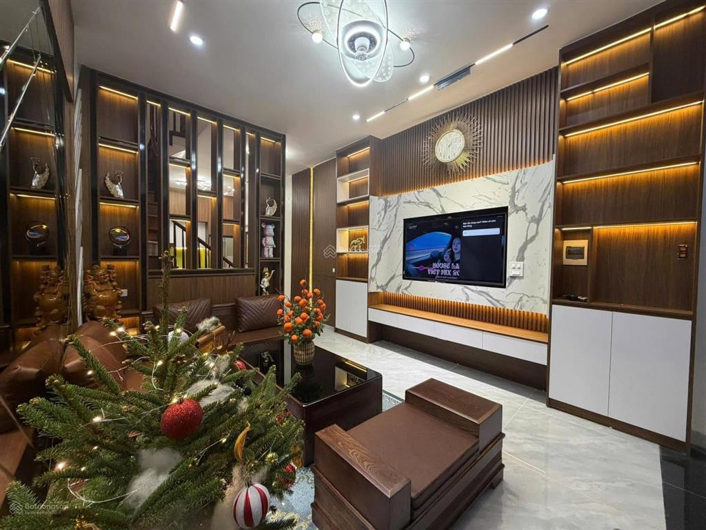 Bán nhà riêng ngõ 20 hồ tùng mậu  nhà đẹp full nội thất ở ngay  gần đh sư phạm, quốc gia