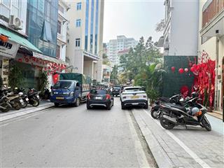 Bán nhà cấp 4 dt 83m2, mặt tiền 9m tại ngõ 603 lạc long quân  ô tô tránh, vỉa hè kinh doanh