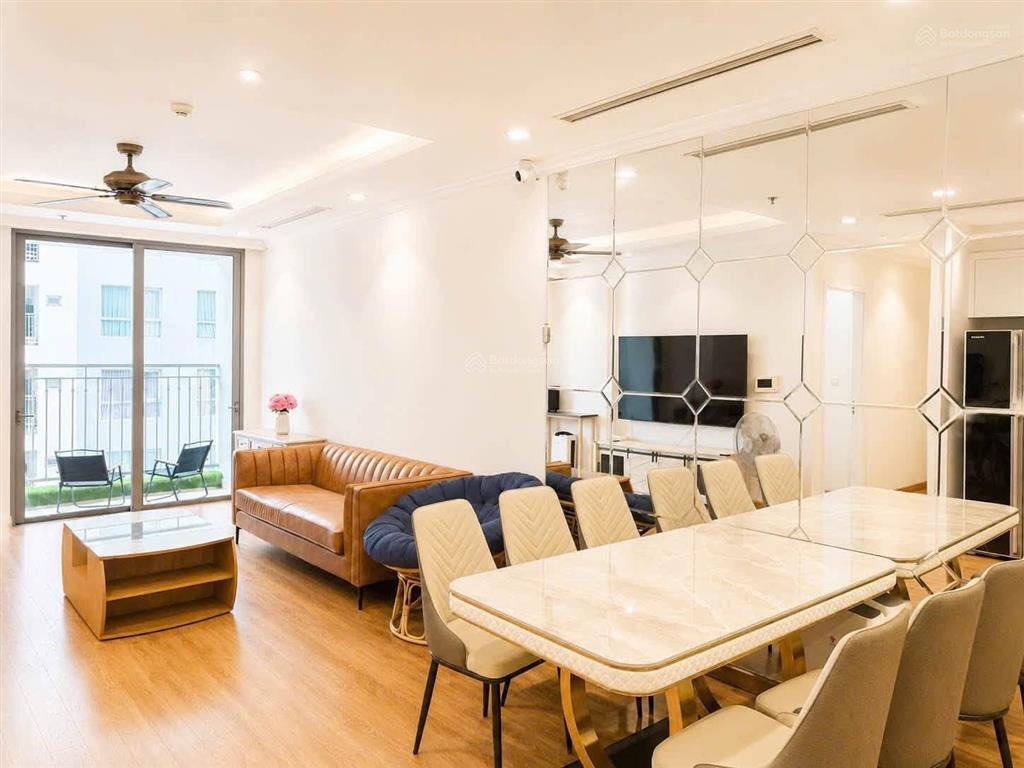 Bán căn hộ 3 ngủ tại tòa p7 kđt park hill, times city  dt 113m2  bù tiền nếu 1 năm sau bán lỗ