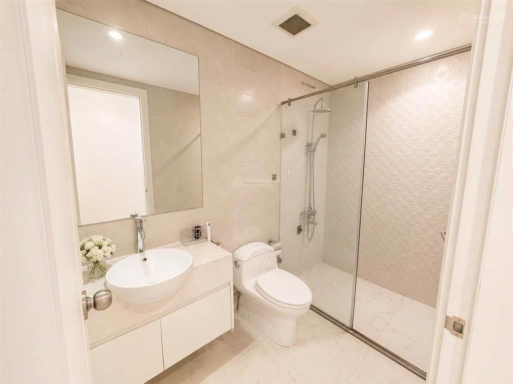 Bán căn hộ 3 ngủ tại tòa p7 kđt park hill, times city  dt 113m2  bù tiền nếu 1 năm sau bán lỗ