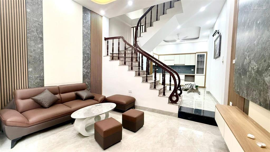 Cắt lãi 600 triệu  bán gấp nhà xuân đỉnh  38m2 4 tầng 4 ngủ  gần ô tô  hơn 8 tỷ, còn bớt nữa