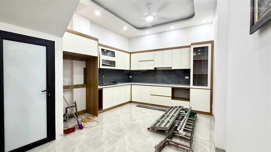 Cắt lãi 600 triệu  bán gấp nhà xuân đỉnh  38m2 4 tầng 4 ngủ  gần ô tô  hơn 8 tỷ, còn bớt nữa