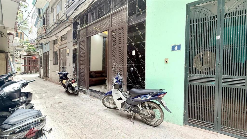 Cắt lãi 600 triệu  bán gấp nhà xuân đỉnh  38m2 4 tầng 4 ngủ  gần ô tô  hơn 8 tỷ, còn bớt nữa