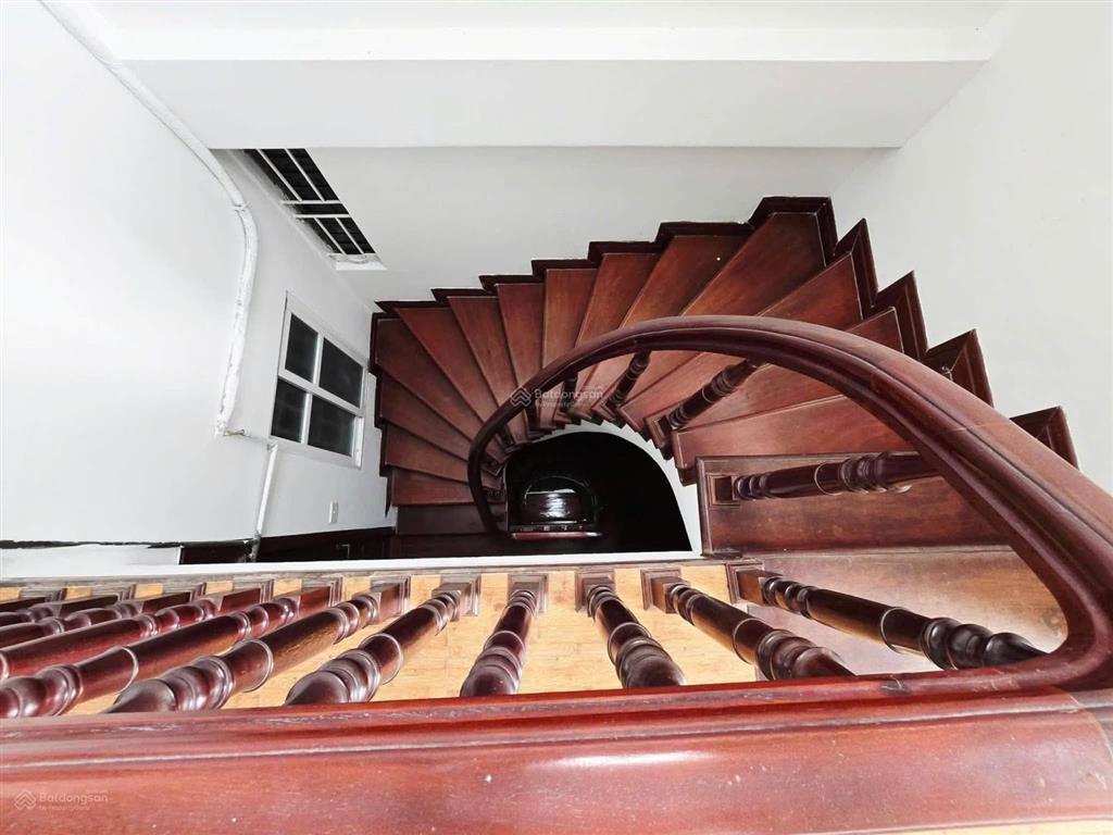 Bán nhà phân lô phố doãn kế thiện, mai dịch, cầu giấy  45m2 5 tầng chắc chắn  ô tô nhỏ đỗ cửa