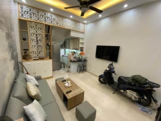 Xuân diệu, tây hồ  bán nhà 4 tầng, 9.2 tỷ  ngõ thông, an sinh đỉnh  không khí trong lành