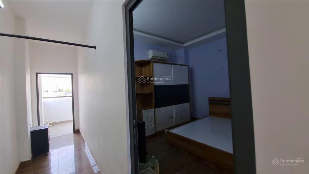 Mặt tiền đường  nhà 2 tầng  phường phước long b quận 9 cũ 100m  chỉ 10 tỷ.