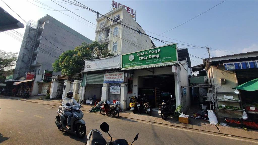 Mặt tiền đường  nhà 2 tầng  phường phước long b quận 9 cũ 100m  chỉ 10 tỷ.