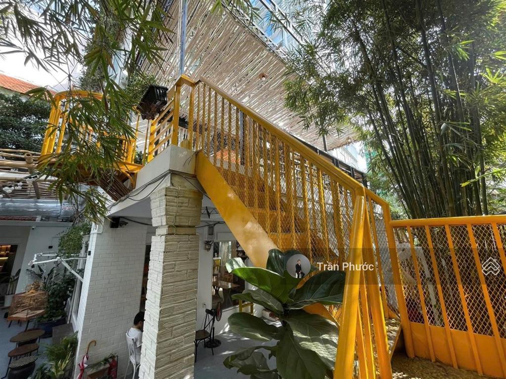 Biệt thự 120 trần quốc thảo quận 3 dt 15m x 20m kc 1 trệt, 2 lầu, 1 tum có sân vườn rộng rãi