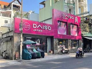 Nhà mt 3133 kỳ đồng phường 9 quận 3 dt 16.5x15m 1 trệt 1 lầu trống suốt có bãi xe 24/24