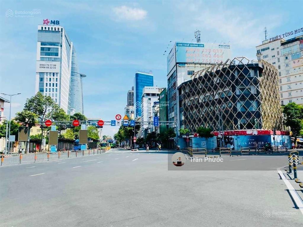 Góc 2mt 179 hàm nghi phường nguyễn thái bình q. 1 dt 24x16m 1 trệt 4 lầu st đối diện chợ bến thành