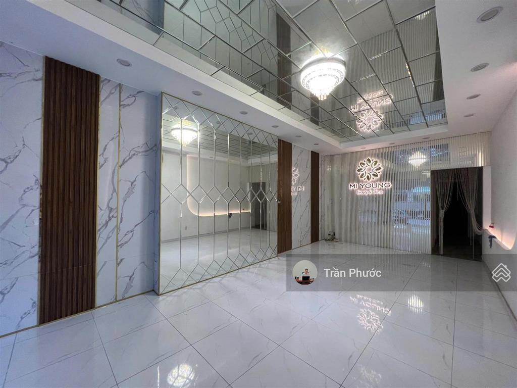 Cho thuê nhà mt 136 tô hiến thành phường 12 quận 10, dt 4.5x22m 1 trệt 2 lầu sân thượng
