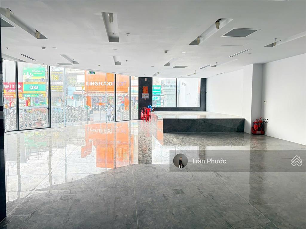 Tòa nhà 9  11  13 phổ quang, p.2, q. tân bình dt 12x34m kết cấu 2 hầm, 1 trệt, 10 lầu, tm, pccc