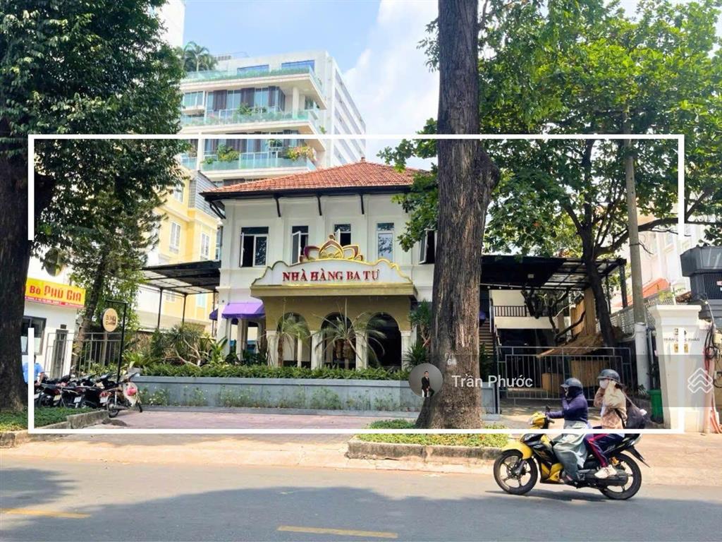 Cho thuê biệt thự 34 trần quốc thảo, quận 3 diện tích 20,6m 32m kết cấu trệt + 1 lầu sân vườn