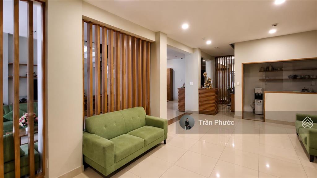 Nhà 2mt trước sau số 57bis đường bùi thị xuân + lê thị riêng, phường bến thành, quận 1, dt 8x22m