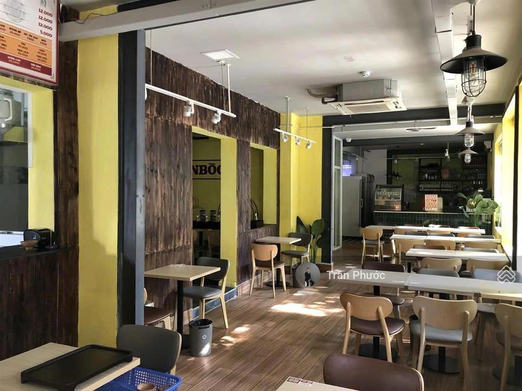 Biệt thự siêu đẹp đường hoa mai q. phú nhuận dt 16x18m 1 trệt 2 lầu sân vườn nhà mới đẹp