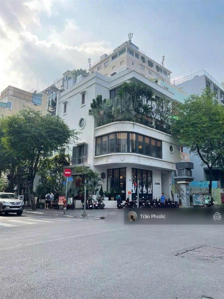 Cho thuê góc 2mt lê thánh tôn  thái văn lung p. bến nghé quận 1 dt 15x20 1 trệt 3 lầu sân thượng