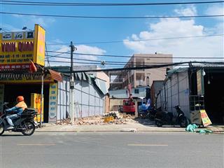 Cần bán lô đất full thổ cư 243m2 vuông vức,vị trí cách phan văn hớn 200m bà điểm hocmon giá 17ti5