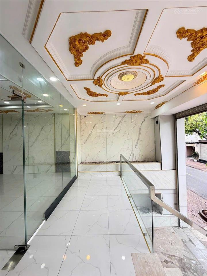 Cho thuê nhà 1 trệt 4 lầu mặt tiền đường nguyễn việt hồng, trung tâm cần thơ
