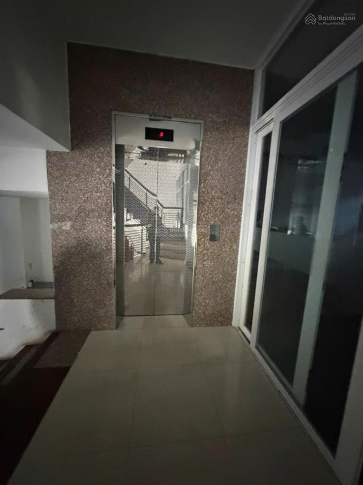 Cho thuê tòa nhà trung tâm quận cái răng tp cần thơ, ngang 10m dài 50m, giá thuê dưới 100 triệu