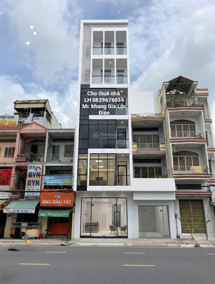 Cho thuê nhà 5 tầng mặt tiền đường 30 tháng 4, gần đại lộ hòa bình, giá thuê 65 triệu/tháng