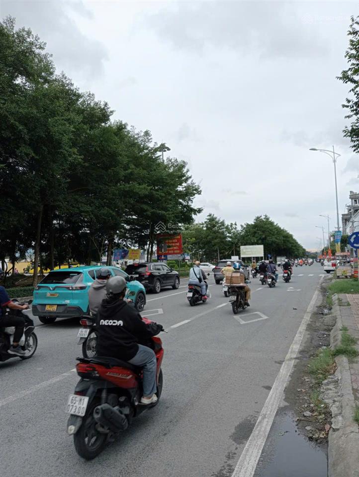 Cho thuê mặt bằng đất trống góc 3 mặt tiền đường võ nguyên giáp, hưng phú, (khu vực nam cần thơ)