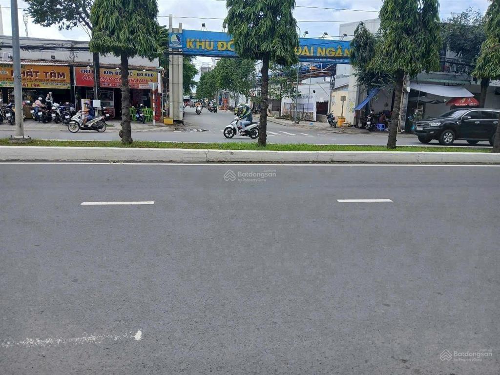 Cho thuê mặt bằng mặt tiền đường nguyễn văn cừ mặt tiền ngang 10m gần trường đại học y dược cần thơ
