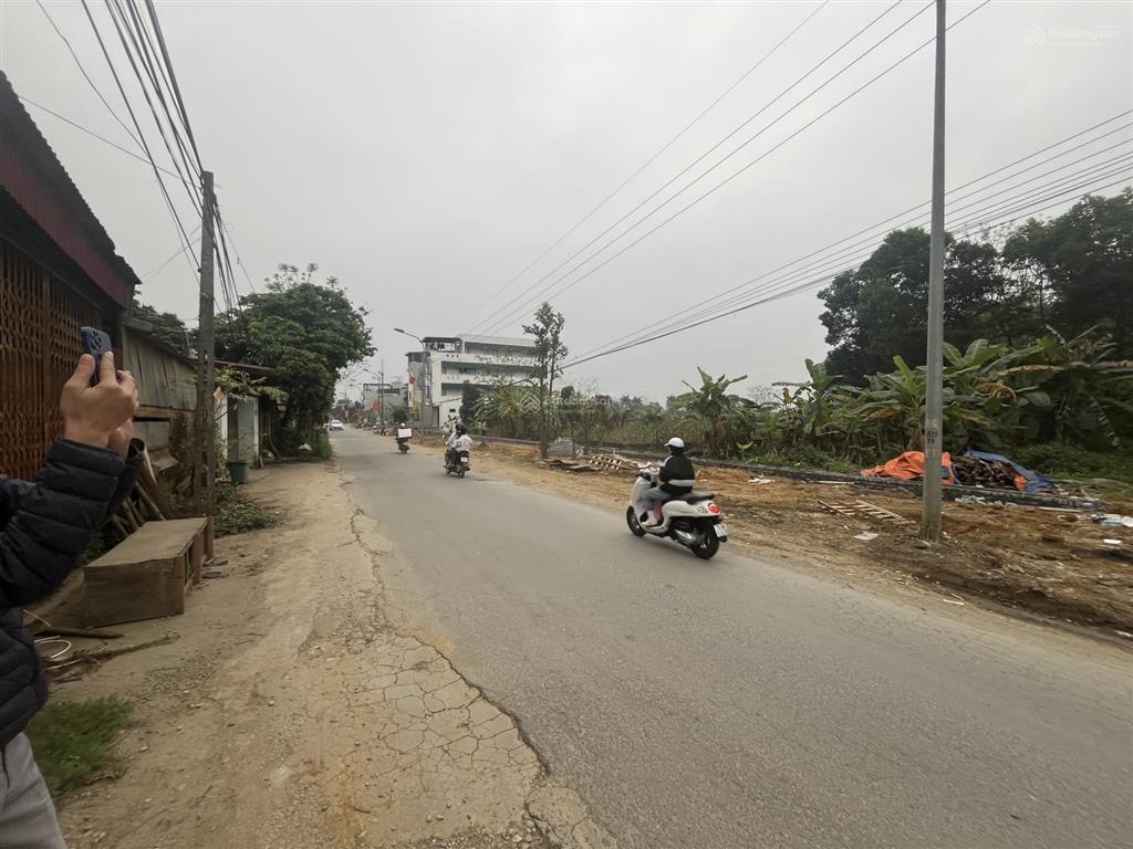 Anh trai em nhờ bán lô đất ngay công nghệ cao hoà lạc, đối diện với chợ và tuyến metro số 8