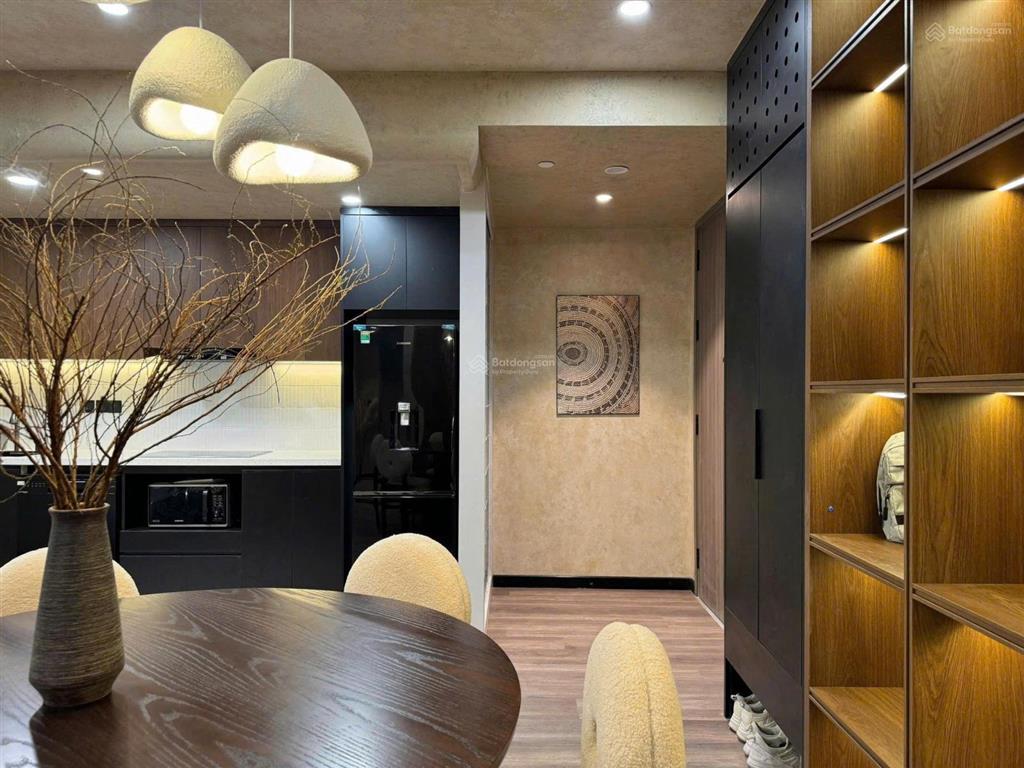 Quỹ căn bán giá tốt studio, 1pn+ 3.3 tỷ, 2pn 4.35 tỷ, 3pn5.8 tỷkđt vinhomes smart city