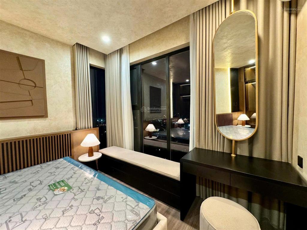 Quỹ căn bán giá tốt studio, 1pn+ 3.3 tỷ, 2pn 4.35 tỷ, 3pn5.8 tỷkđt vinhomes smart city