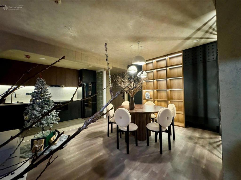 Quỹ căn bán giá tốt studio, 1pn+ 3.3 tỷ, 2pn 4.35 tỷ, 3pn5.8 tỷkđt vinhomes smart city