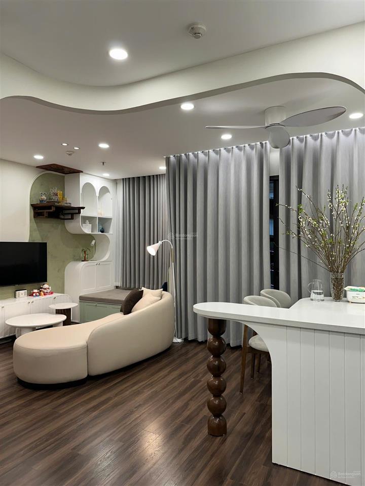" giá chuẩn" bán gấp căn hộ 2pn+1 64m²4.6 tỷ imperia cạnh zone 4 và công viên vinhomes smart city