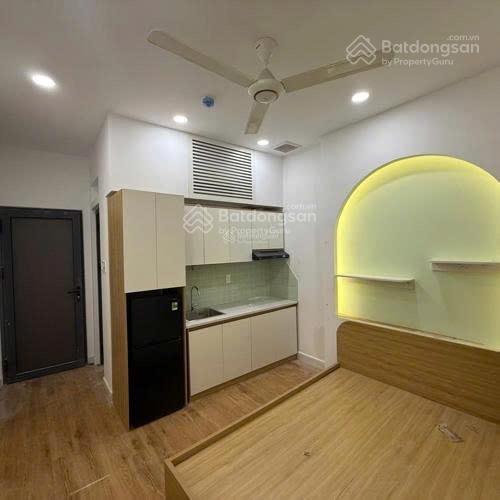 Bán nhà bình thạnh 5 tầng, hầm, thang máy, 10 phòng, dòng tiền 50tr/tháng giáp q1, giá 17,9 tỷ