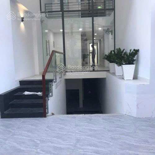 Bán nhà bình thạnh 5 tầng, hầm, thang máy, 10 phòng, dòng tiền 50tr/tháng giáp q1, giá 17,9 tỷ