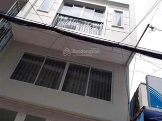 Toà chdv huỳnh văn bánh, hxh né nhau, 13 phòng thang máy, dòng tiền 70 tr/th, trung tâm phú nhuận
