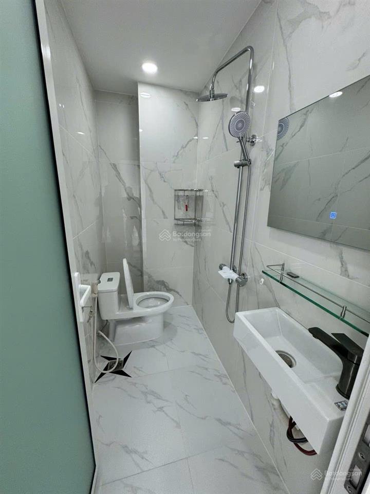 Cho thuê mặt tiền kd sầm uất bình thạnh 5lầu, nhà mới full nội thất, khai thác ngay không cần setup