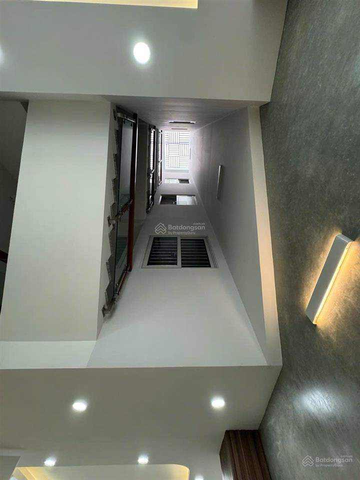 Cho thuê mặt tiền kd sầm uất bình thạnh 5lầu, nhà mới full nội thất, khai thác ngay không cần setup