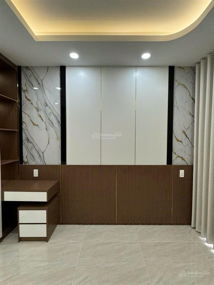 Cho thuê mặt tiền kd sầm uất bình thạnh 5lầu, nhà mới full nội thất, khai thác ngay không cần setup