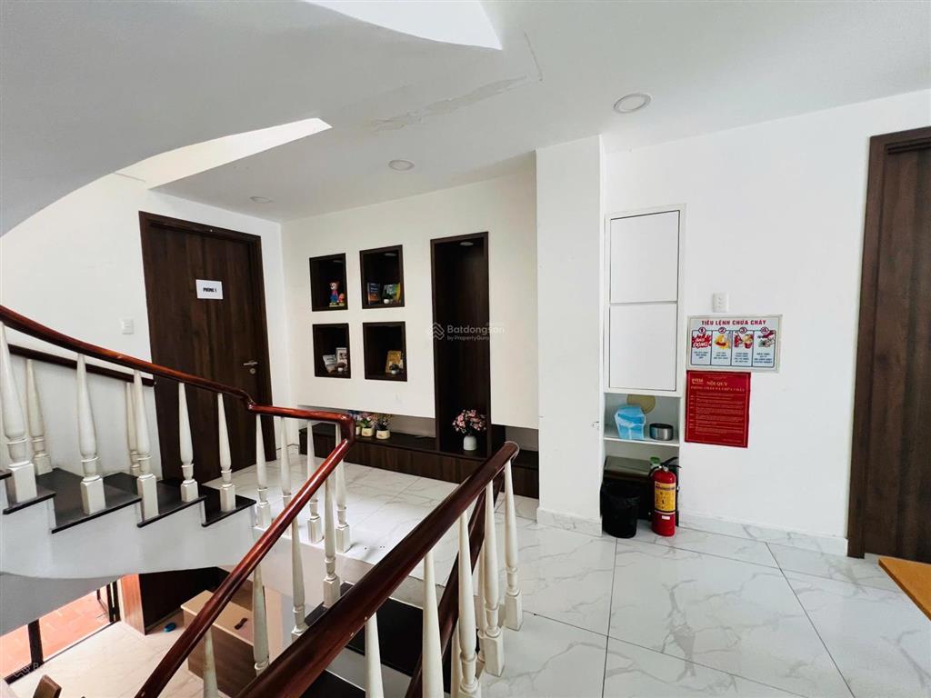 Bán nhà hoàng hoa thám bình thạnh ngang hơn 7m gara ôtô, penthouse 4 tầng kiên cố giá 20,9 tỷ tl