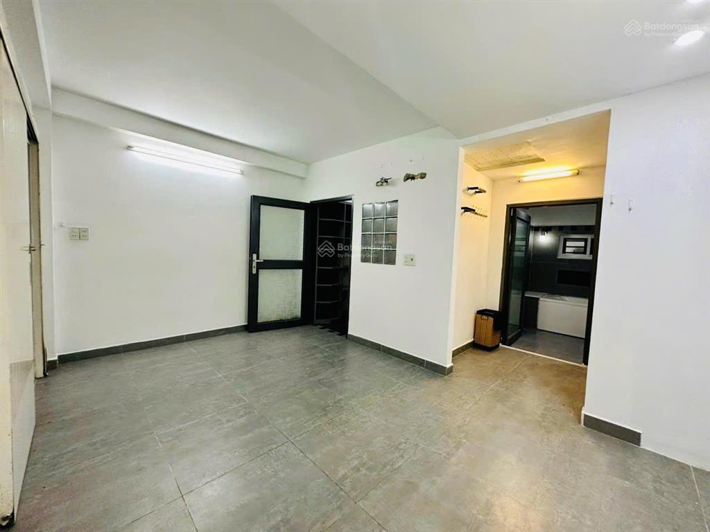 Hxh phan văn trị, bình thạnh diện tích 4,68x19,4m2 công nhận 90,6m2 có dòng tiền giá đầu tư 14 tỷ