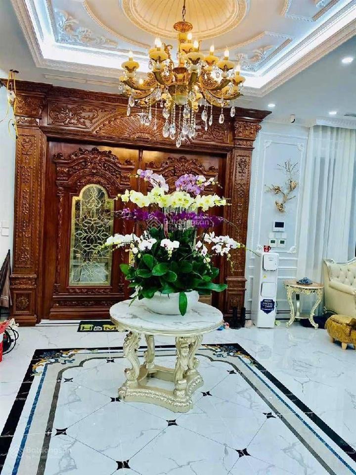 Bán biệt thự lô góc kđt trung văn 179m², 5 tầng thang máy, trục đường chính kinh doanh.