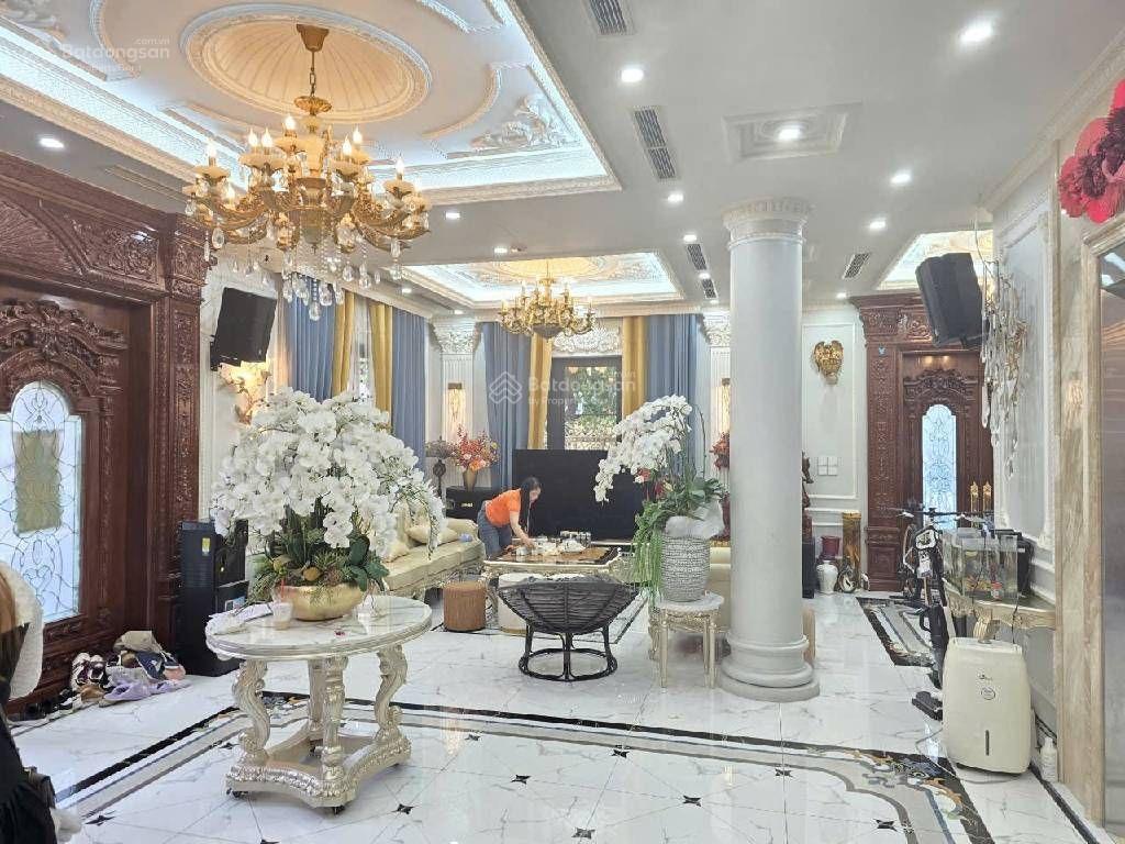 Bán biệt thự lô góc kđt trung văn 179m², 5 tầng thang máy, trục đường chính kinh doanh.
