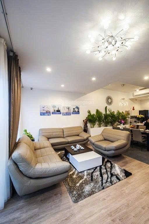 Gia đình cần bán bán biệt thự parkcity hà nội, 120m2, mặt tiền 6m, giá hợp lý