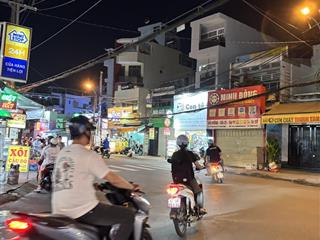 Bán nhà căn góc 2mt phan văn trị p11 bt