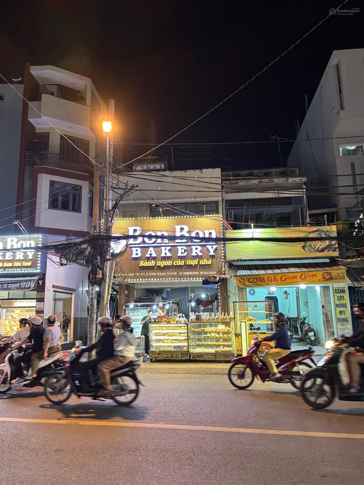 Bán nhà căn góc 2mt phan văn trị p11 bt