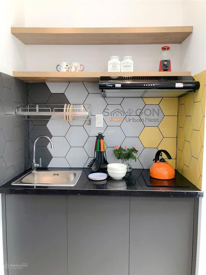 Bán nhà căn họ dịch vụ thu nhập 350tr 1 năm phan xích long p7 phú nhuận