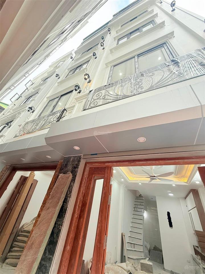 Siêu phẩm xuân đỉnh  nhà mới tinh, thang máy, mặt tiền rộng, cực hiếm