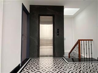 Chdv cao cấp định công  lô góc 7 tầng thang máy 16 phòng  dòng tiền 800tr/năm