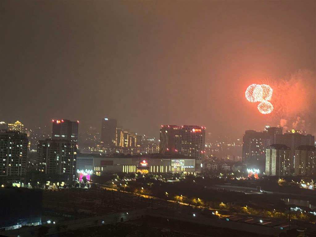 BÁN CH 3PN SUNSHINE GOLDEN RIVER  161,8M²  VIEW TRỰC DIỆN CÔNG VIÊN 66HA  FULL NỘI THẤT