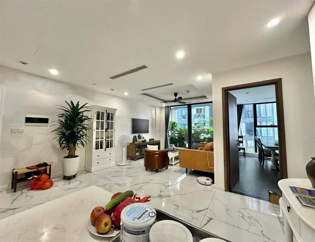 Bán CH Sunshine City S4 3PN tầng cao - View triệu đô - Nội thất đẹp giá chỉ 13,7 tỷ.